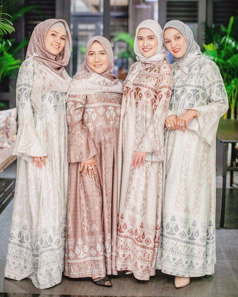 Shandy Aulia dan keluarganya (instagram.com/shandyaulia)