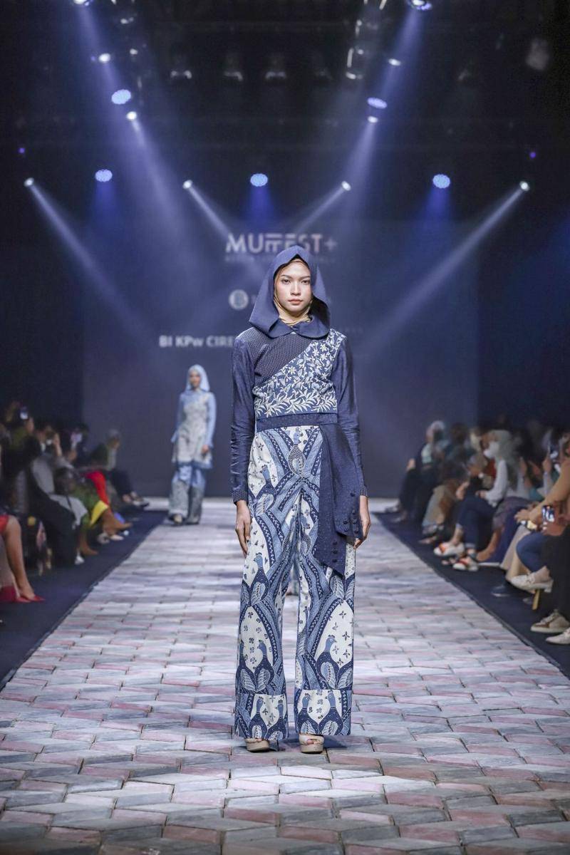 ilustrasi busana muslim modern ala Wignyo di MUFFEST+ 2022 (dok. Wignyo)