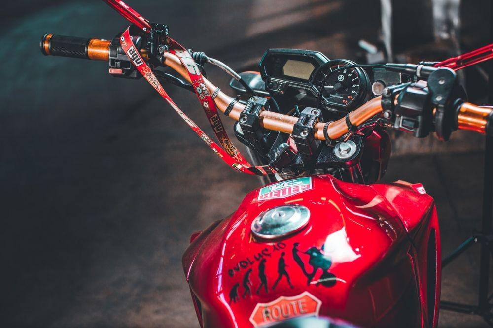 Setang Motor Terasa Berat, Ternyata Ini Penyebabnya