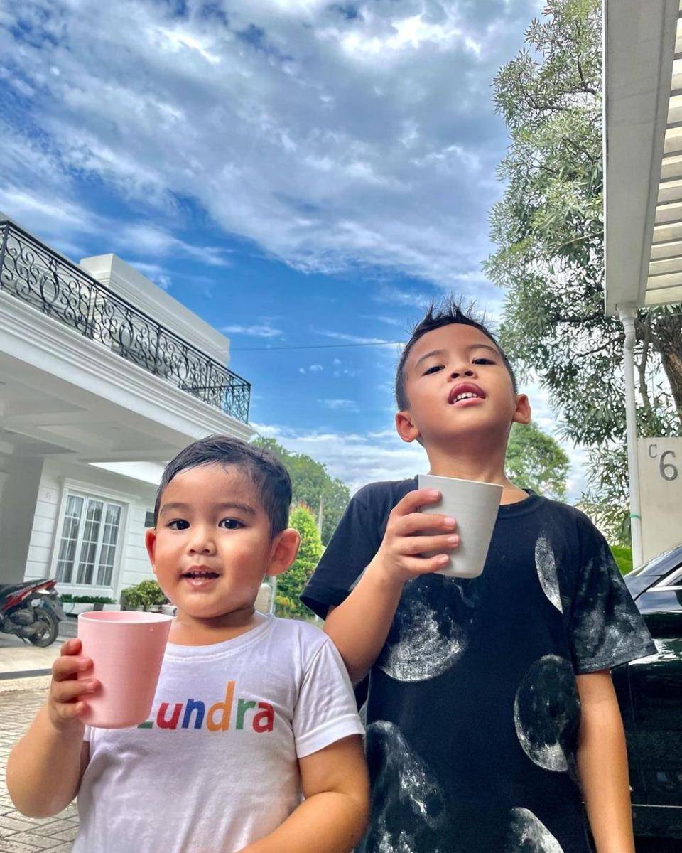 Kanaka dan Kalundra (instagram.com/kanakalundra)