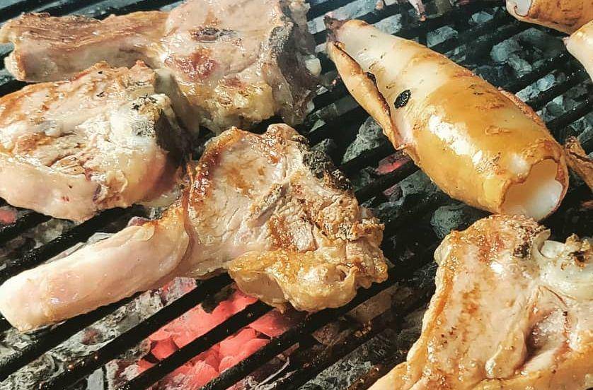 janjetina na gradele (instagram.com/malovicmarko)