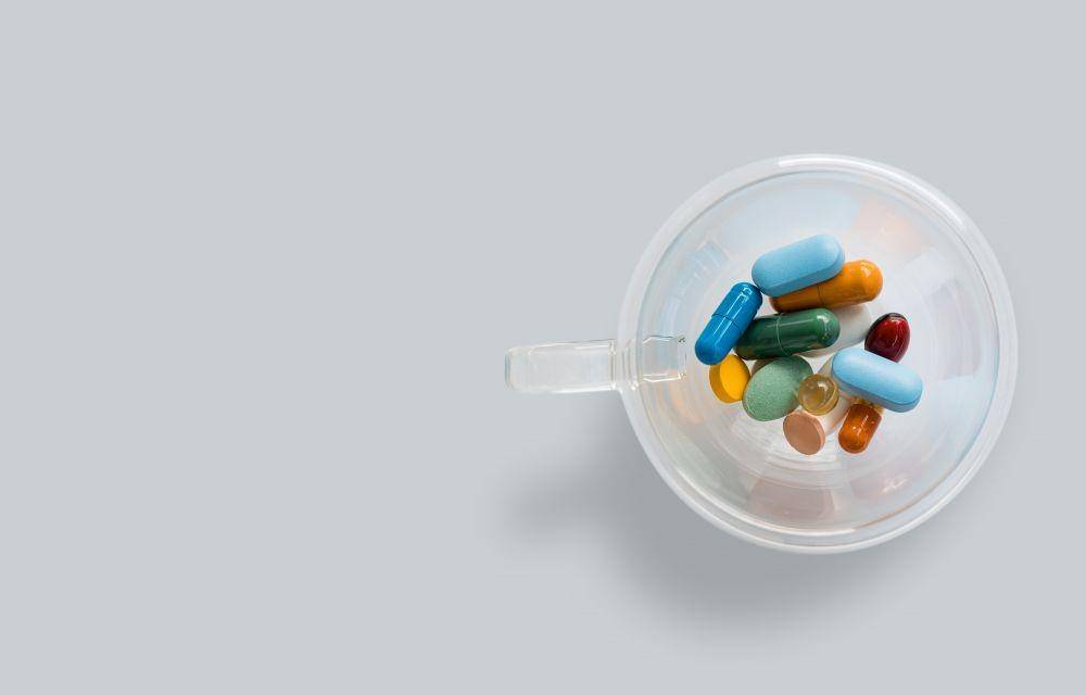 ilustrasi interaksi obat (unsplash.com/adam nieścioruk)