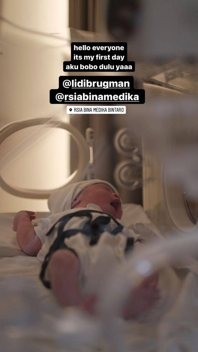 Lidi Brugman melahirkan anak kedua (M_riyaldi via Instagram.com/_luckyperdana_/)