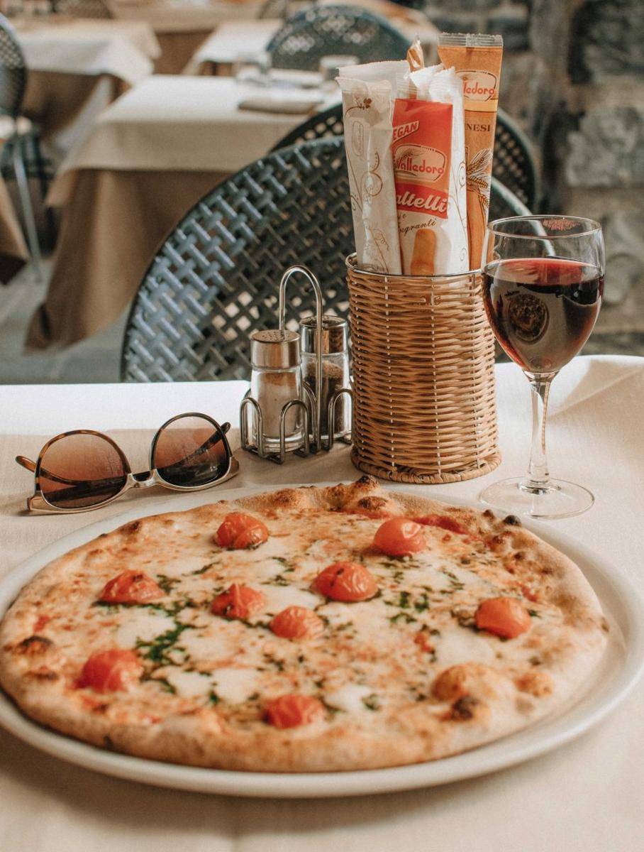 ilustrasi kuliner khas Bellagio (unsplash.com/Fallon Travels)