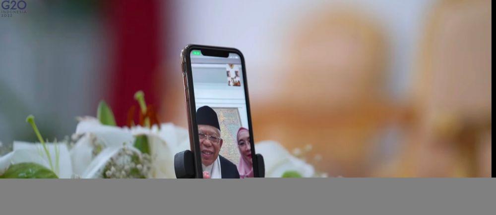 Usai Salat Idul Fitri, Jokowi-Ma'ruf Video Call Bermaaf-maafan