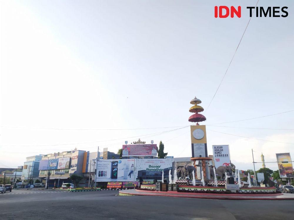 Tugu Adipura Bandar Lampung. (IDN Times/Tama Yudha Wiguna).