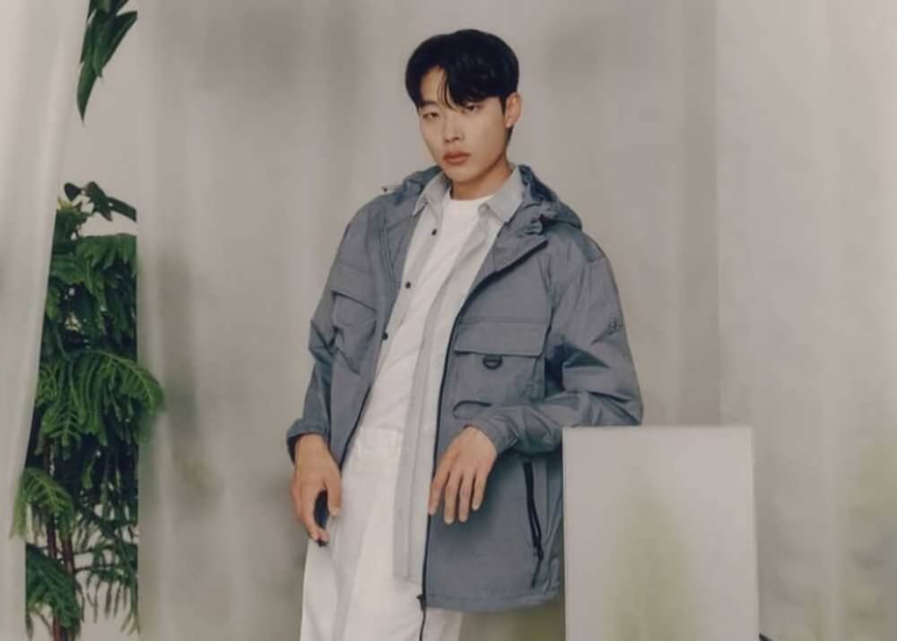 Ryu Jun Yeol (instagram.com/cjes.tagram)