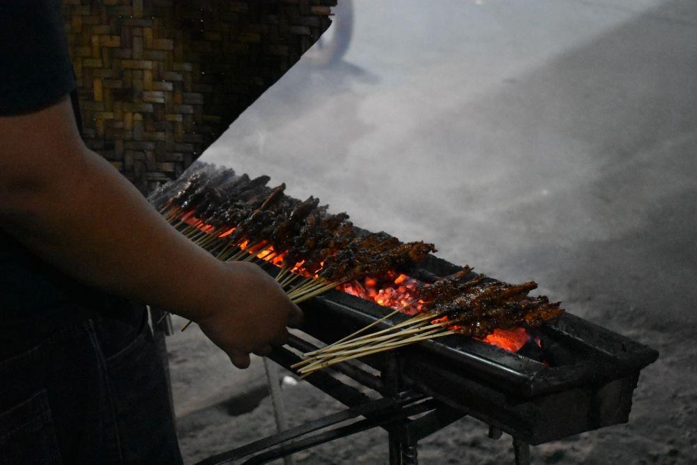 9 Kuliner Lezat Pendamping Ketupat, Bukan Cuma Opor Ayam!