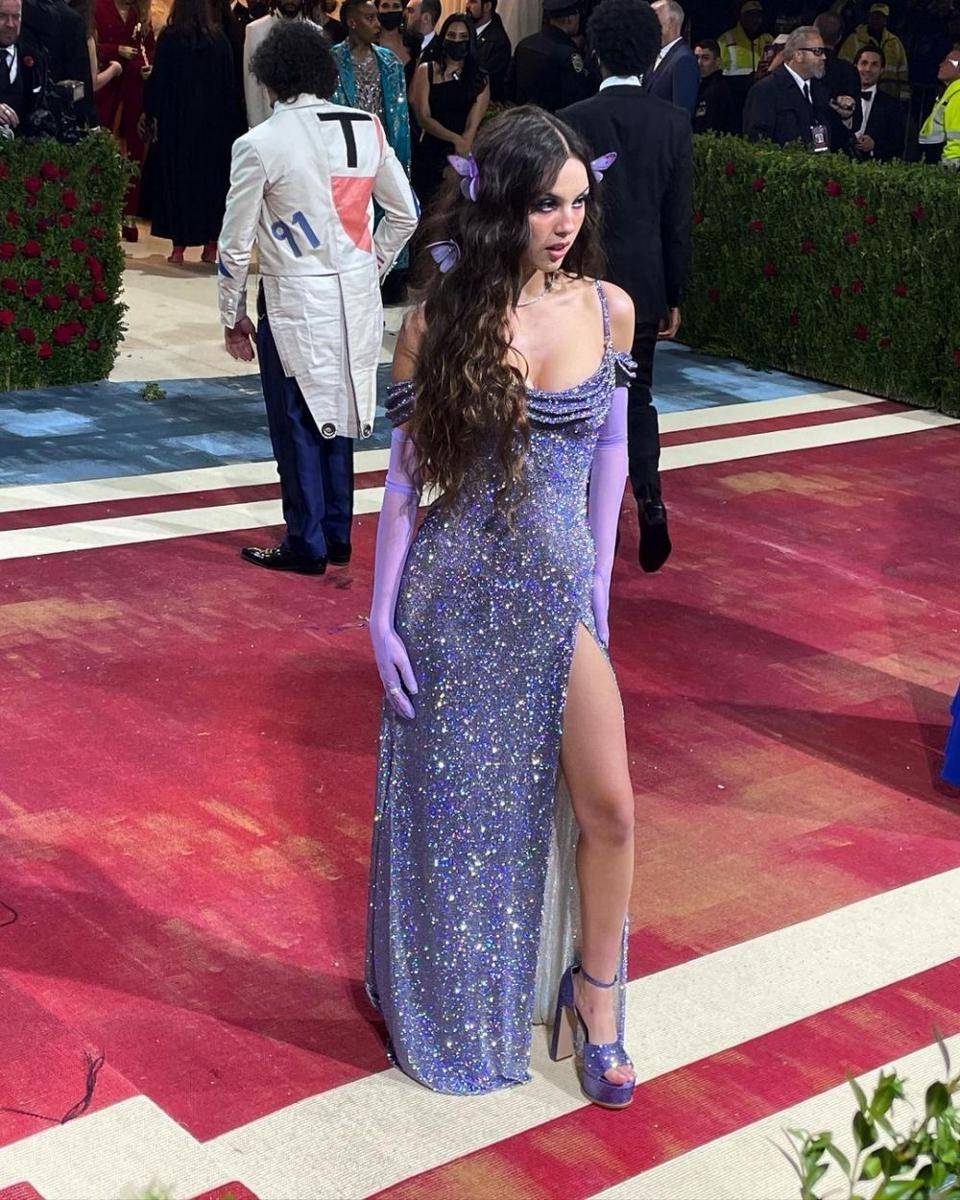 Olivia Rodrigo di Met Gala 2022 (instagram.com/metmuseum)