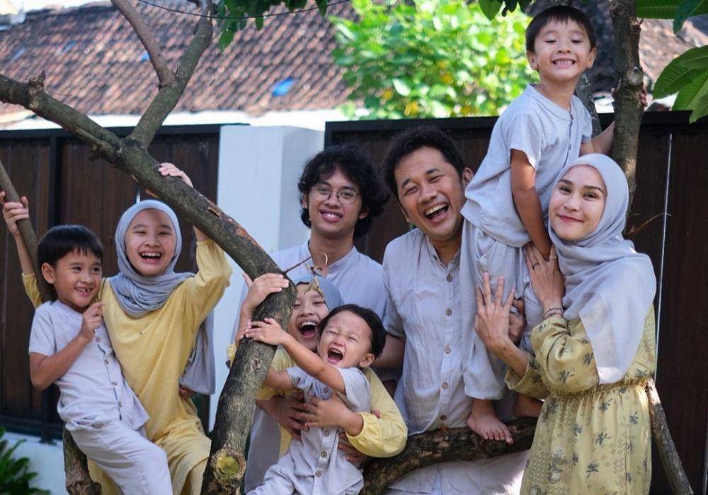 potret keluarga Zaskia Adya Mecca (instagram.com/zaskiadyamecca)
