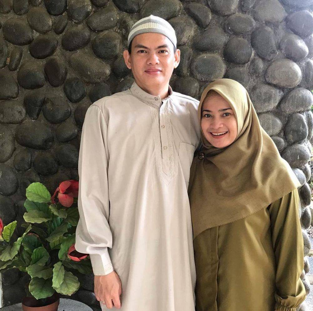 potret Ikke Nurjanah bersama suami (instagram.com/ikkenurjanah0518)