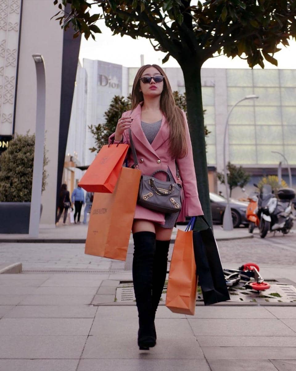 OOTD outerwear ala Tasya Revina (instagram.com/Tasya Revina)