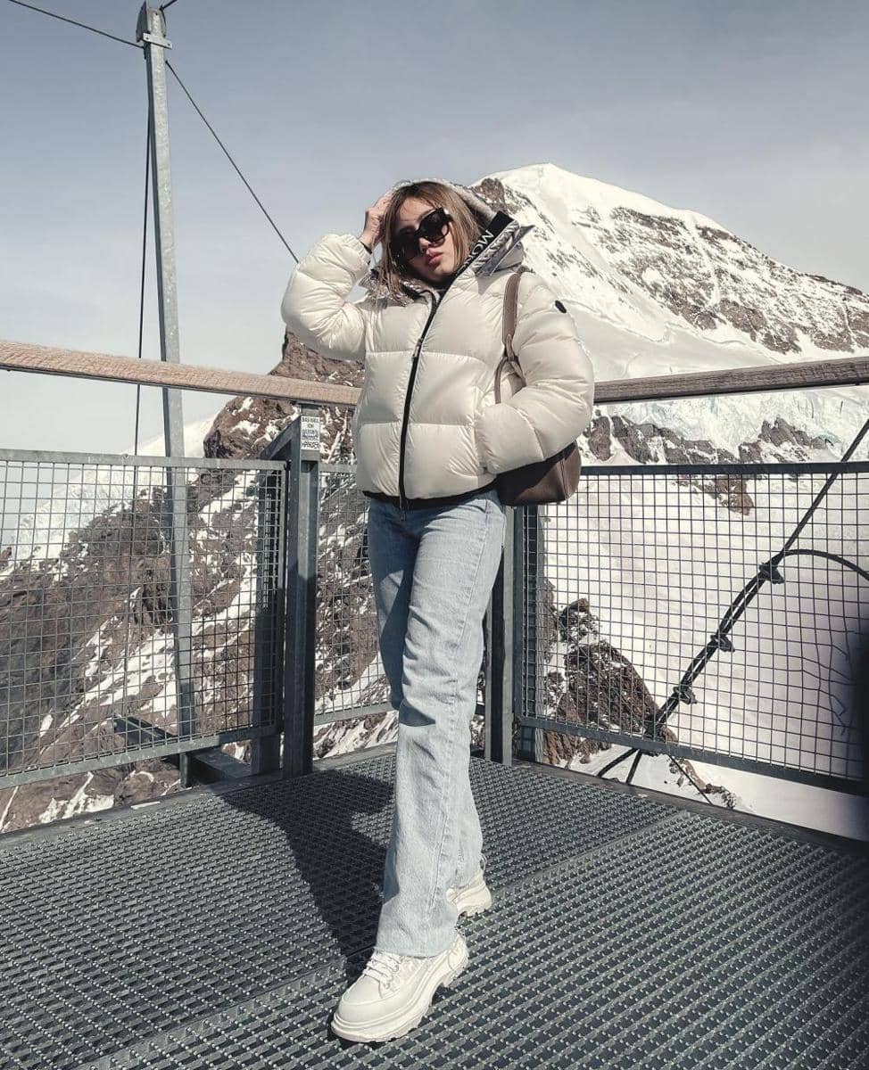 OOTD outerwear ala Tasya Revina (instagram.com/Tasya Revina)