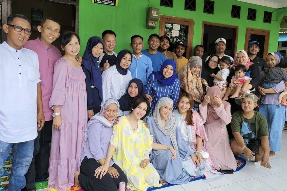 potret lebaran Ayu Ting Ting (instagram.com/ayutingting92)