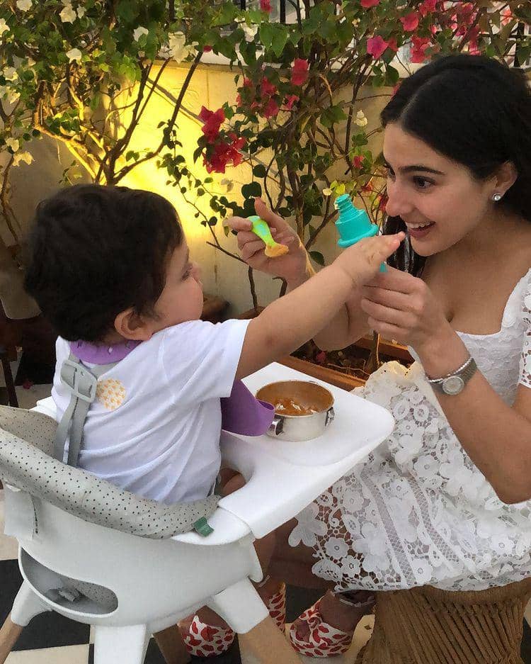 keluarga Sara Ali Khan (instagram.com/saraalikhan95)