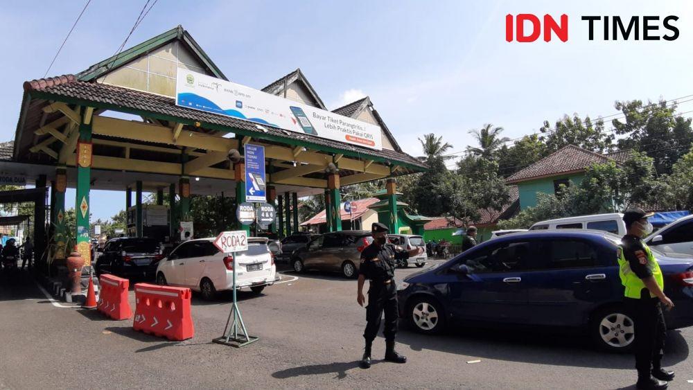 Petugas TPR Parangtritis Jaga 24 Jam saat Libur Lebaran