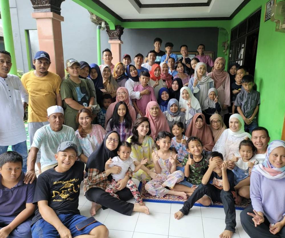 potret lebaran Ayu Ting Ting (instagram.com/ayutingting92)