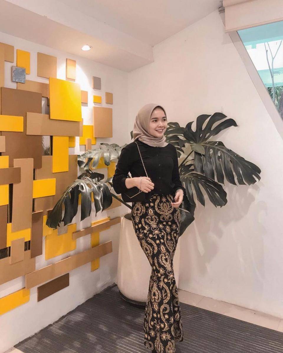 Ilustrasi outfit pernikahan (instagram.com/salsabiladelaa)