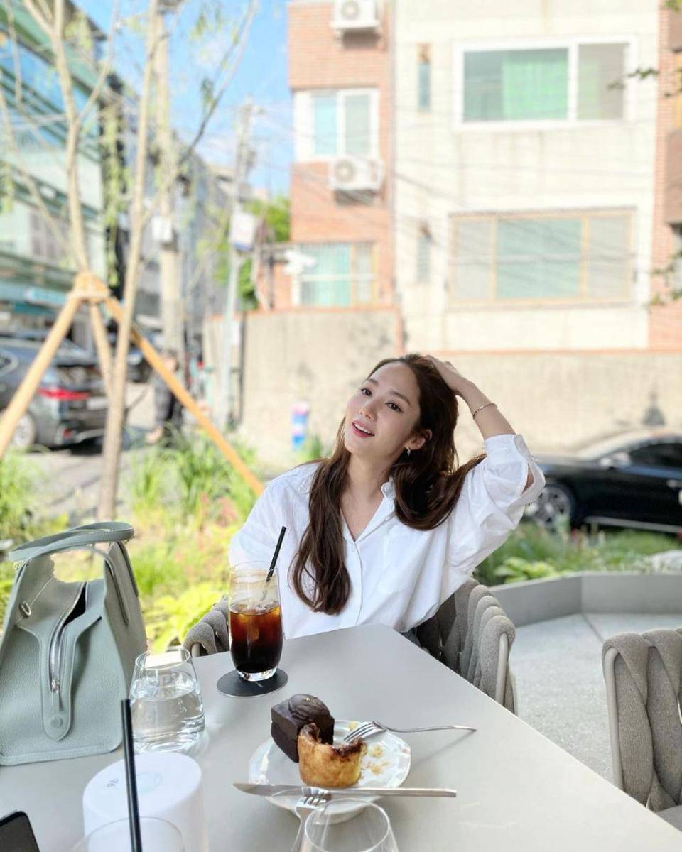 potret Park Min Young (instagram.com/rachel_mypark)