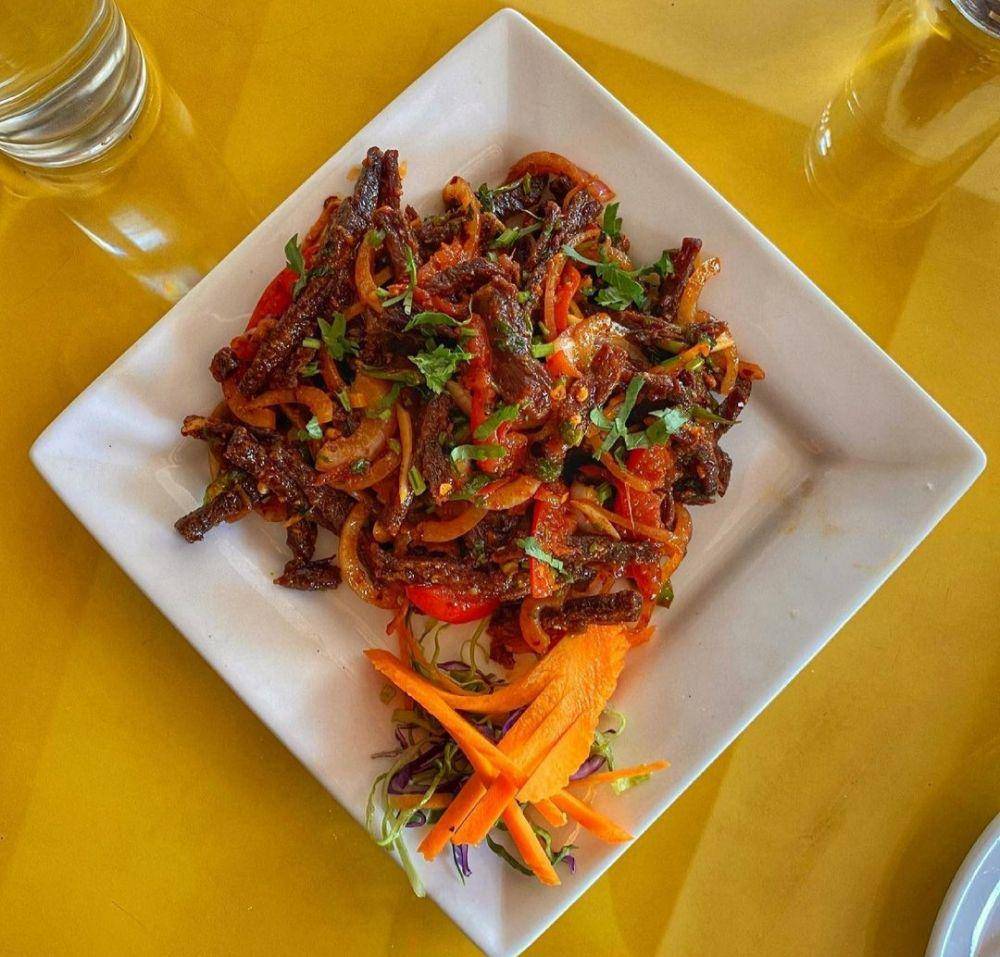 sukuti (instagram.com/mr.foodio_foodie)