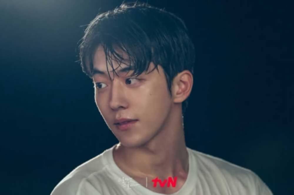 Nam Joo Hyuk di Twenty-Five, Twenty-One (program.tving.com)
