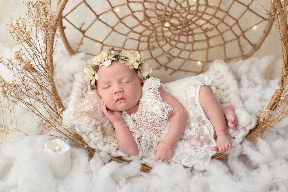 newborn Alanna Ruby (instagram.com/carlomilk)
