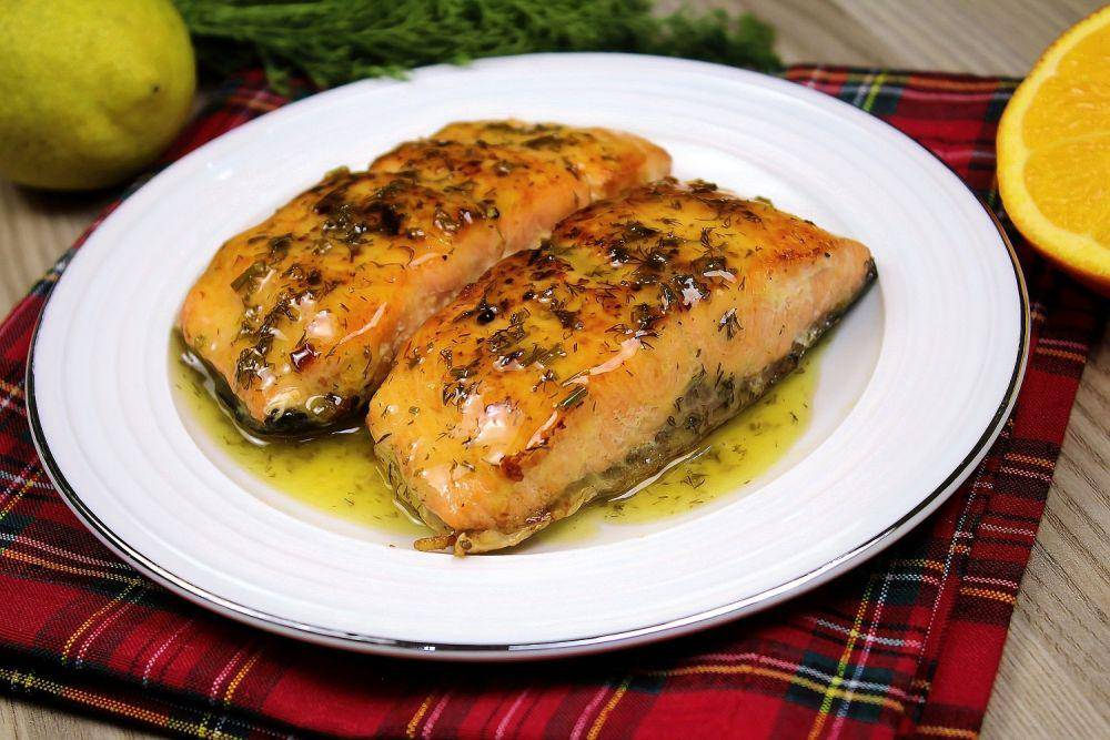 ilustrasi air fryer salmon (pexels.com/@zaur-meatbex-30351265)