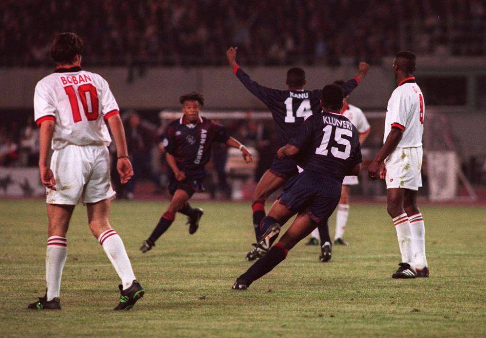 Ajax Amsterdam versus AC Milan pada 1995. (twitter.com/ChampionsLeague)