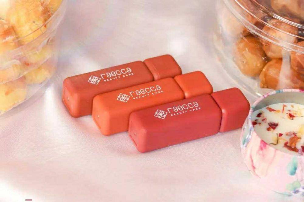 Raecca Glow Up Tint (instagram.com/raeccaid)
