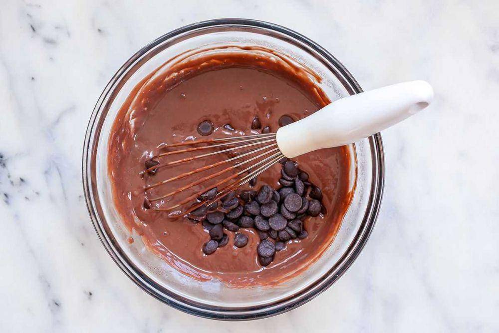 ilustrasi adonan cokelat puding (simplyrecipes.com)