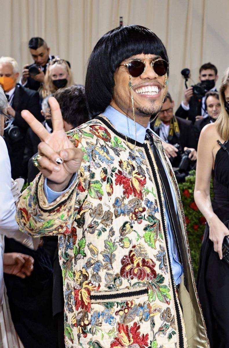 potret Anderson .Paak di Met Gala 2022 (twitter.com/xxl)