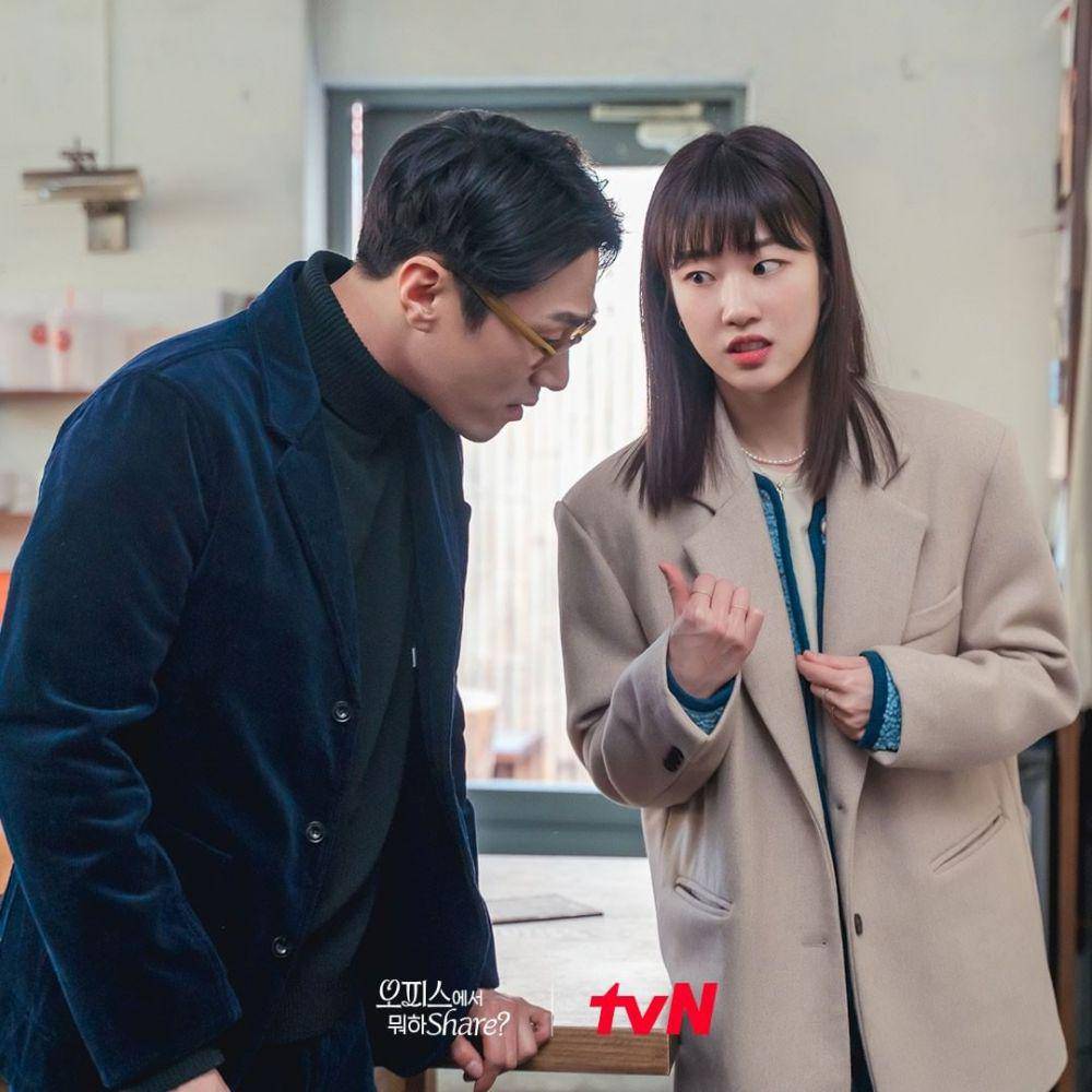 cuplikan drama O'PENing: What Are You Doing in the Office, Share? (instagram.com/tvn_o.pening)