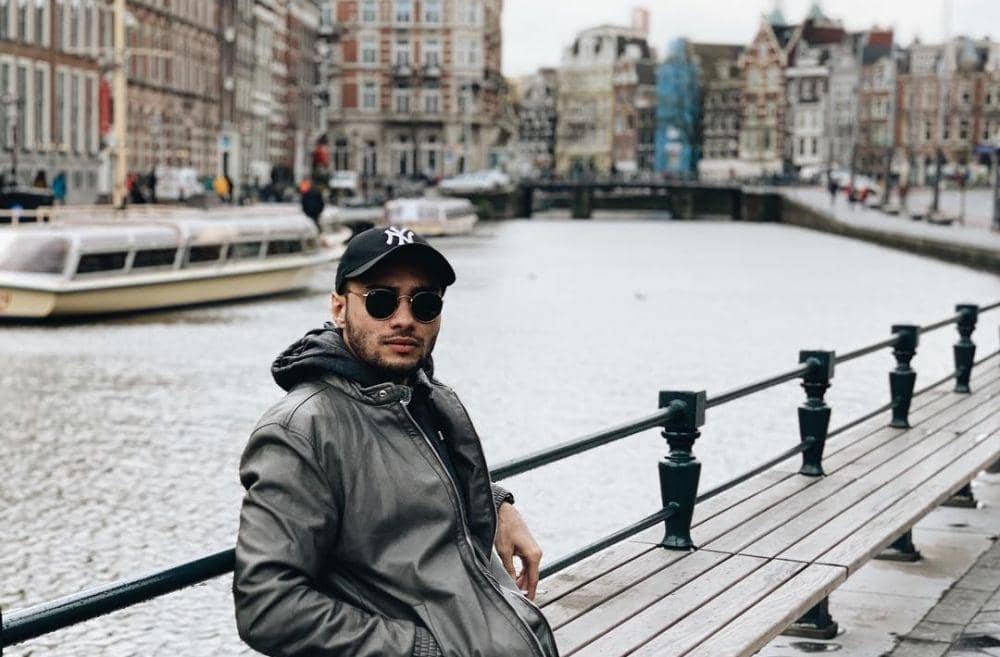 9 Potret Seru Refal Hady saat Pelesiran di Luar Negeri