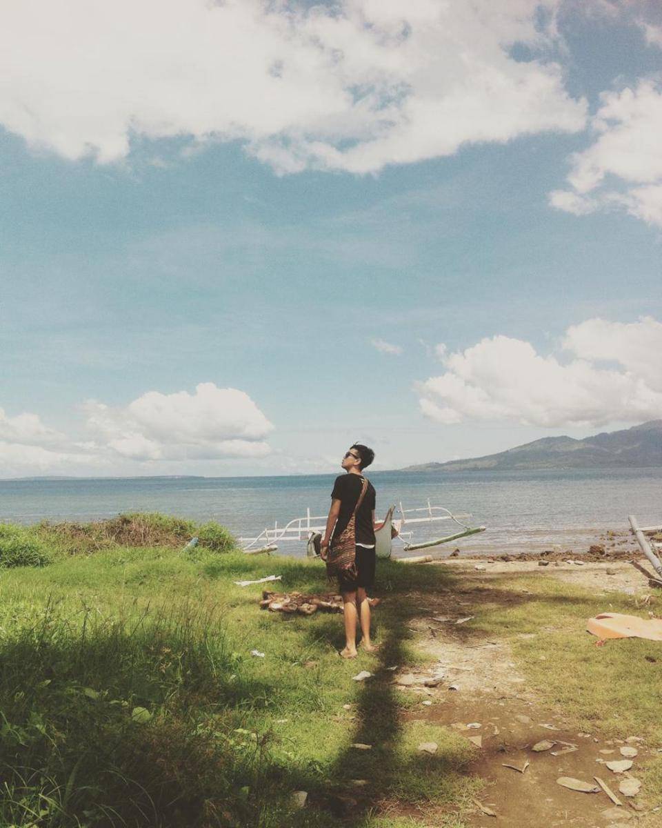 potret Pantai Malalayang (instagram.com/agly.roring)