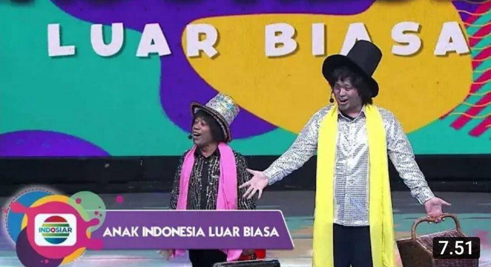 potret Gilang Dirga peragakan gaya Pak Tarno (dok. youtube.com/Indosiar)