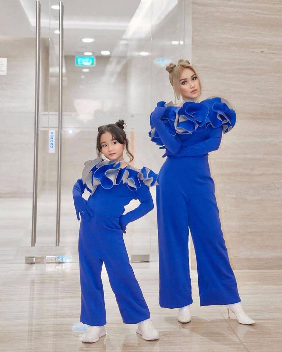 potret Ayu Ting Ting dan Bilqis (instagram.com/ayutingting92)