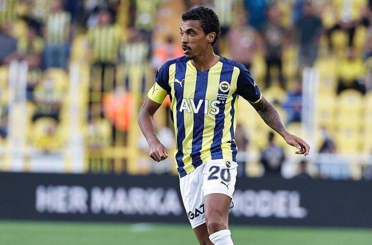 Luiz Gustavo (instagram.com/ fenerbahce)
