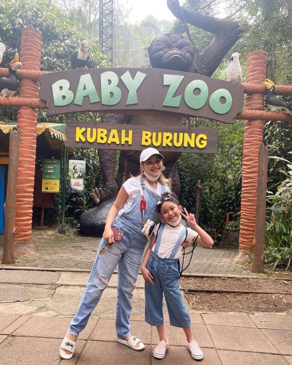 potret Ayu Ting Ting dan Bilqis (instagram.com/ayutingting92)
