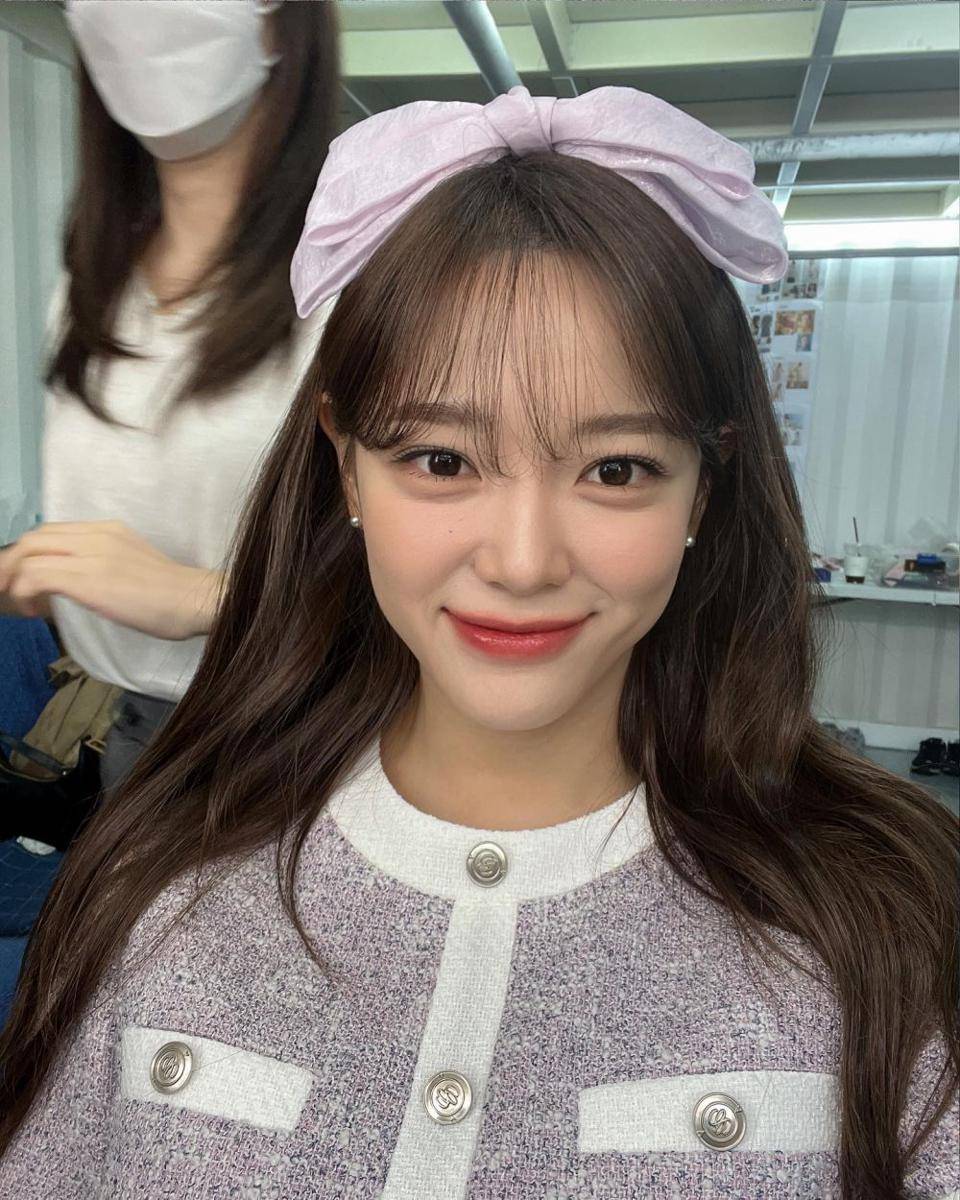 Kim Se Jeong (instagram.com/clean_0828)