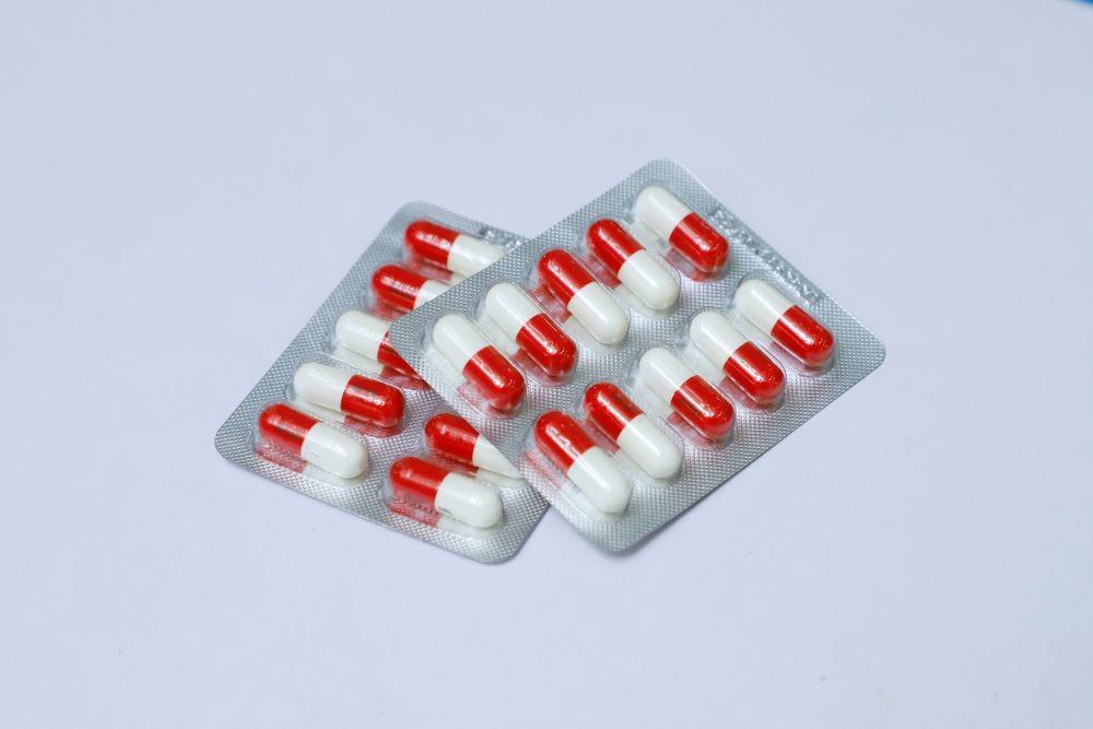 Obat Antiretroviral: Terapi Pengobatan Pasien HIV/AIDS