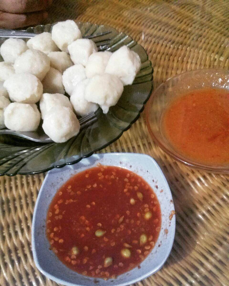 cacak ikan (instagram.com/libra_octa)