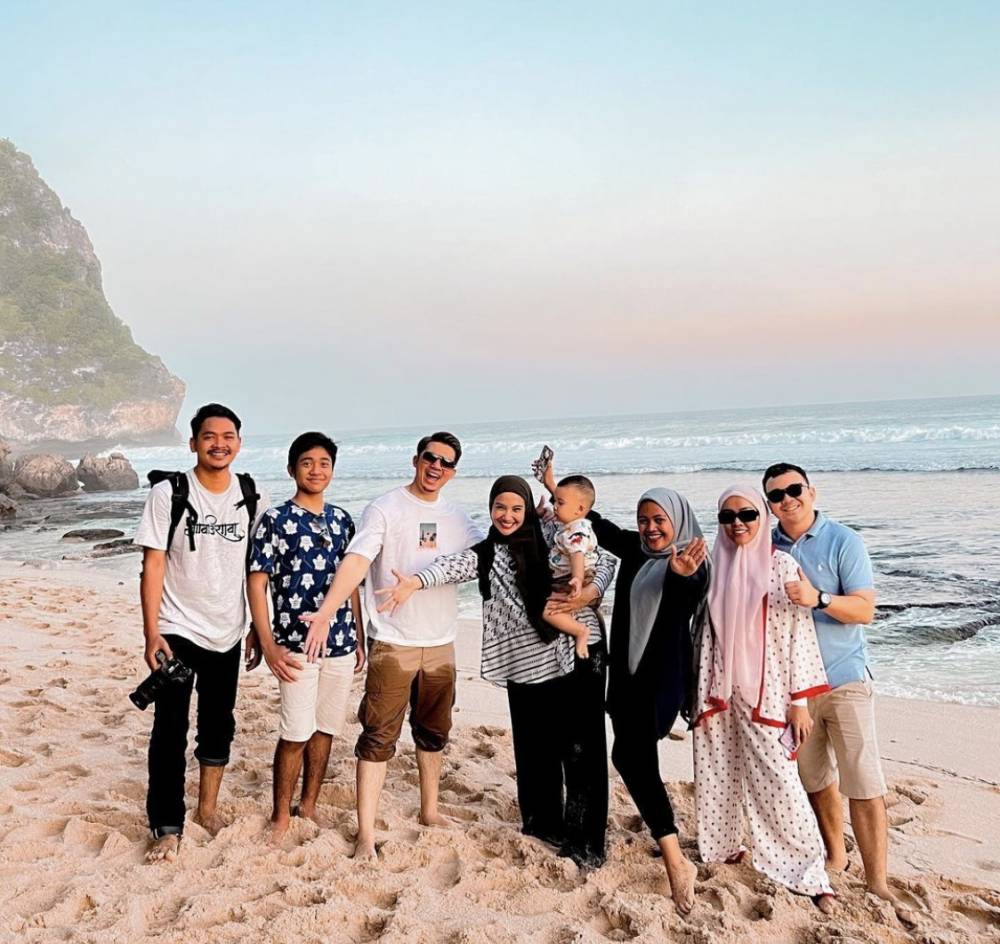 potret Irwansyah dan Raffi berlibur bersama ke Bali (instagram.com/irwansyah_15)
