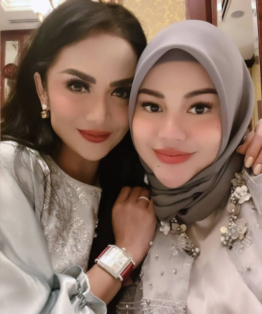 potret kedekatan Aurel dengan Krisdayanti (instagram.com/krisdayantilemos)