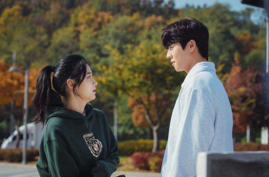 Park Ju Hyun dan Chae Jong Hyeop dalam Love All Play. (dok. KBS2/Love All Play)