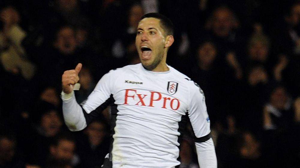 Clint Dempsey adalah top skor Fulham pada musim 2011/2012. (premierleague.com)