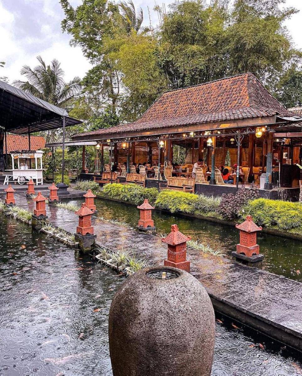 potret The Waroeng of Raminten (instagram.com/jogjataste)