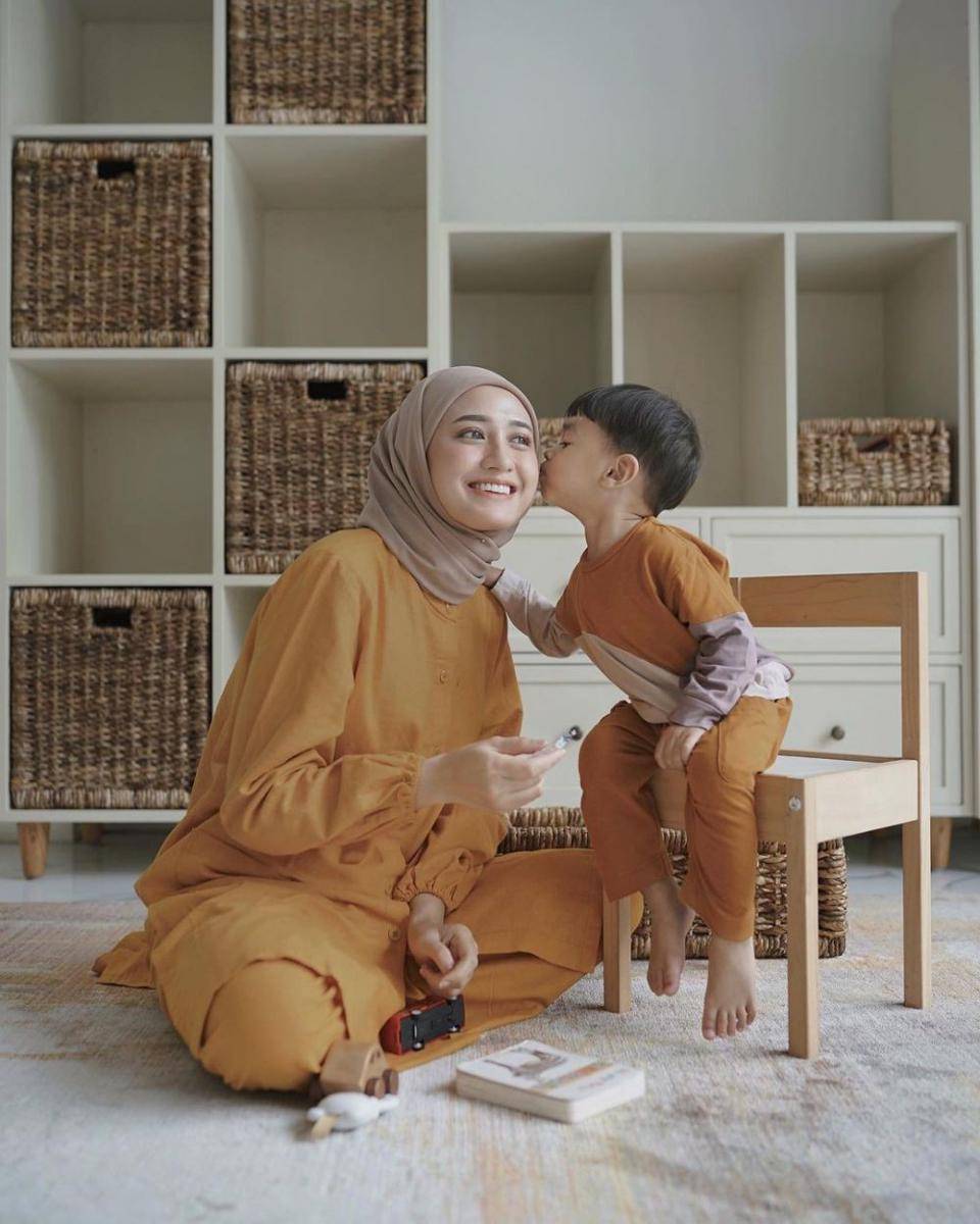 potret Gavin anak Helmi Nursifah (instagram.com/helminursifah)
