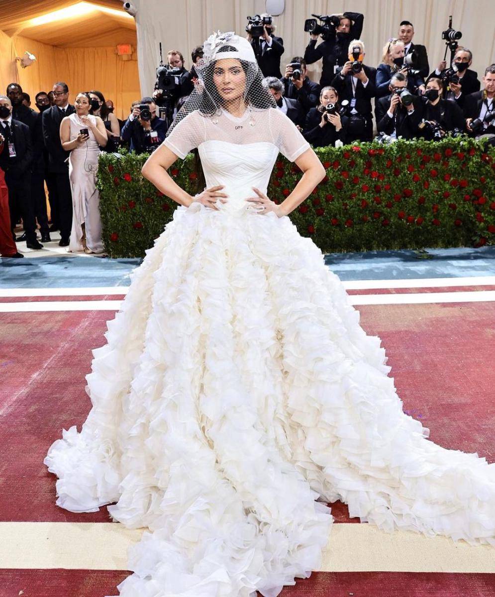 Kylie Jenner di Met Gala 2022 (instagram.com/off____white)