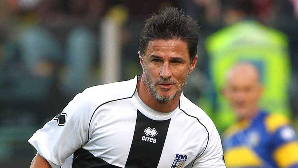 Benny Carbone (skysports.com)