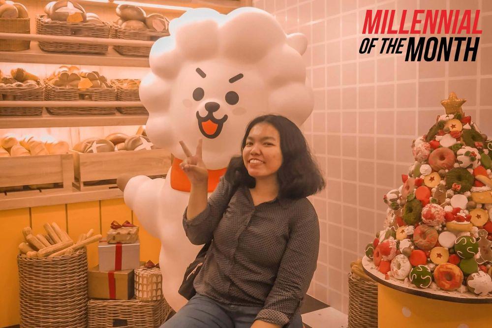 Marcelina Francesca, Pilih Hollywood sebagai Topik Menulis Andalan